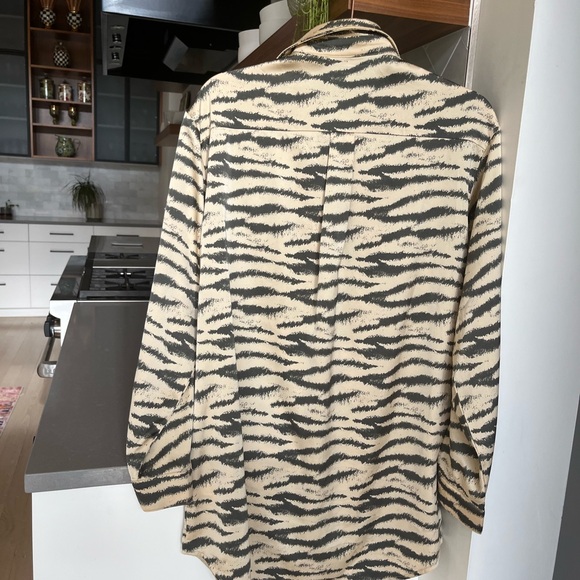 Bailey Rose Zebra Print Shirt NWOT - Picture 2 of 5